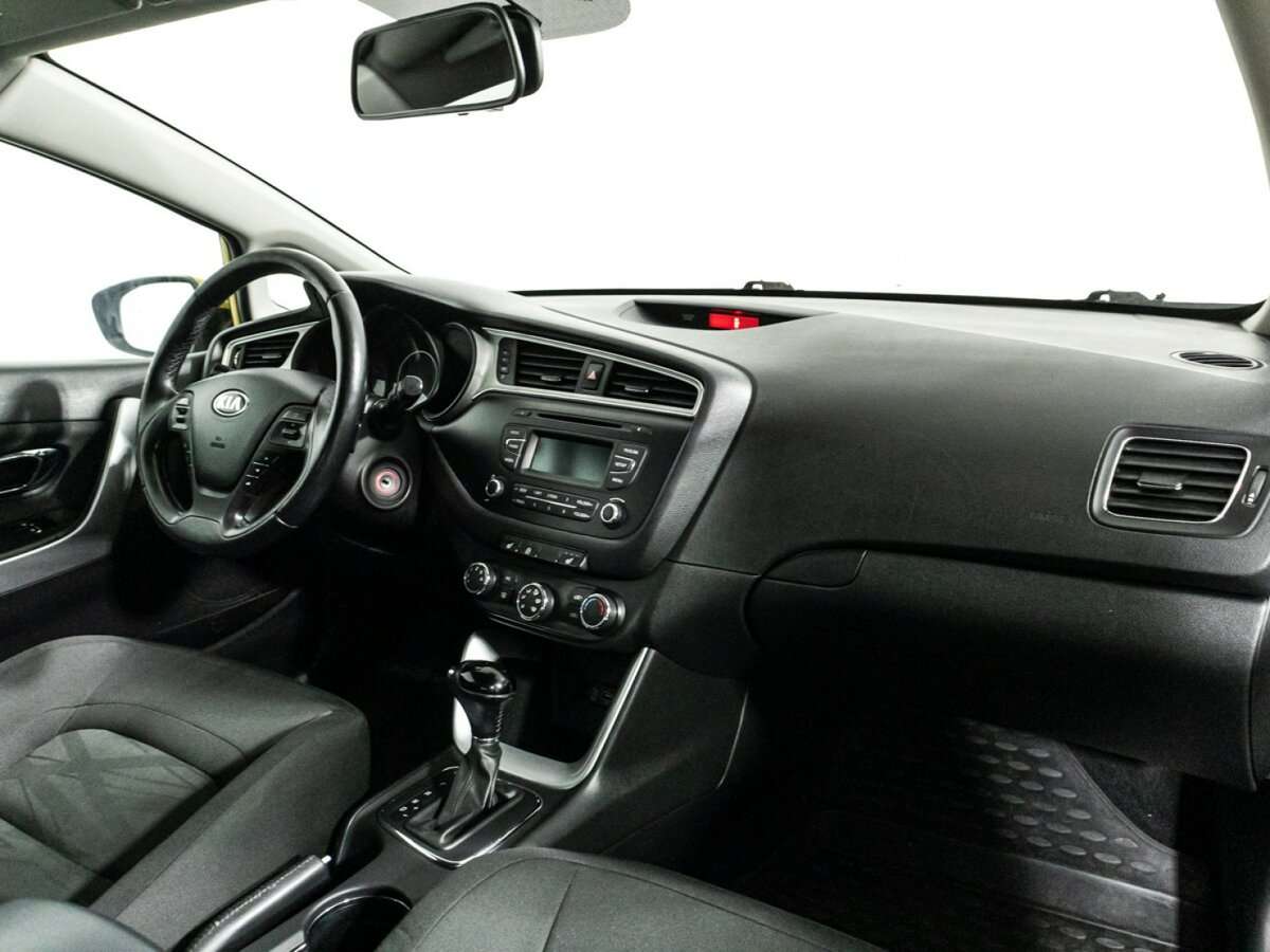 Kia Ceed, 2016 Фото №9