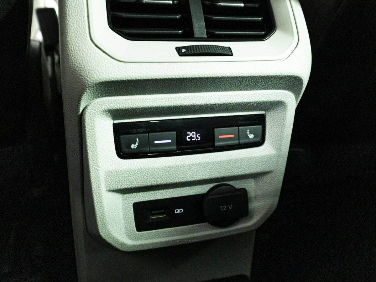 Volkswagen Tiguan, 2018 Фото №23