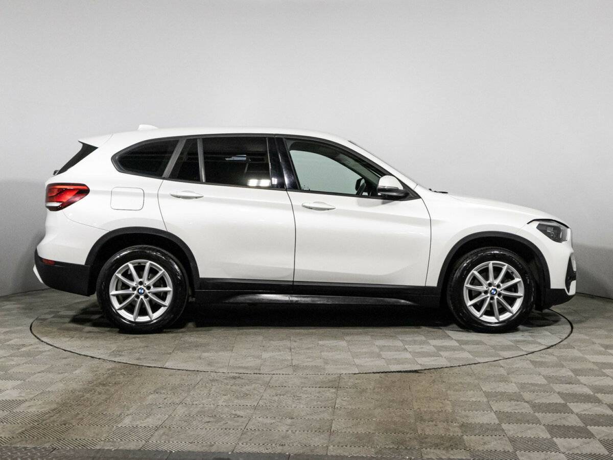 BMW X1 18i sDrive, 2019 - 59 009 км. | Фото №4
