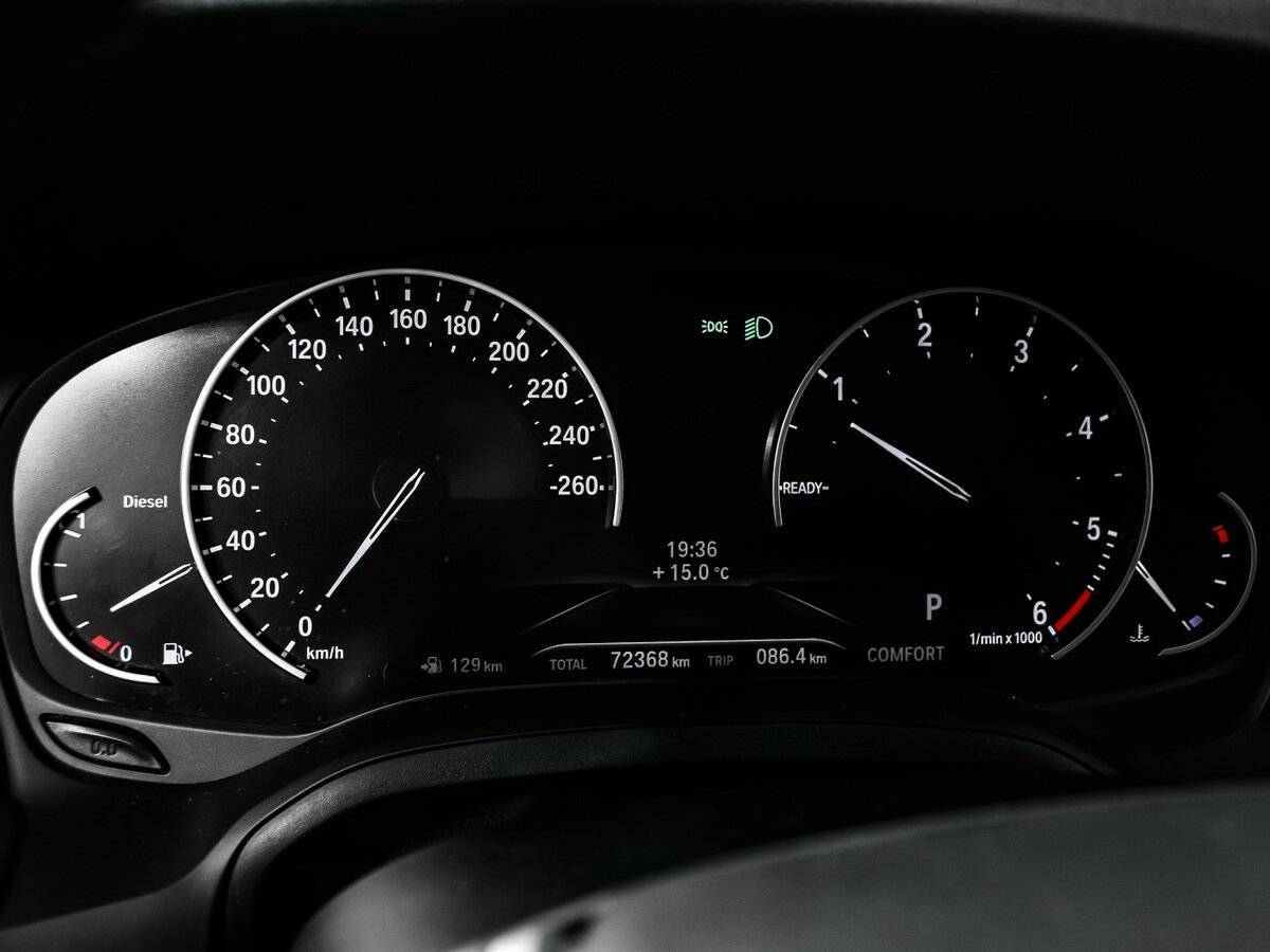 BMW 3 серии 318d, 2019 Фото №10