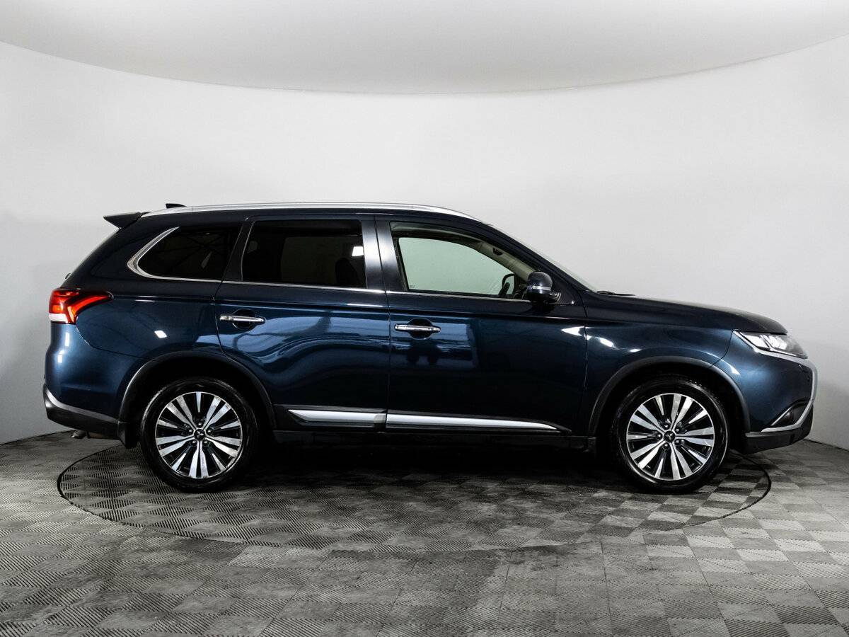 Mitsubishi Outlander, 2020 - 92 358 км. | Фото №4