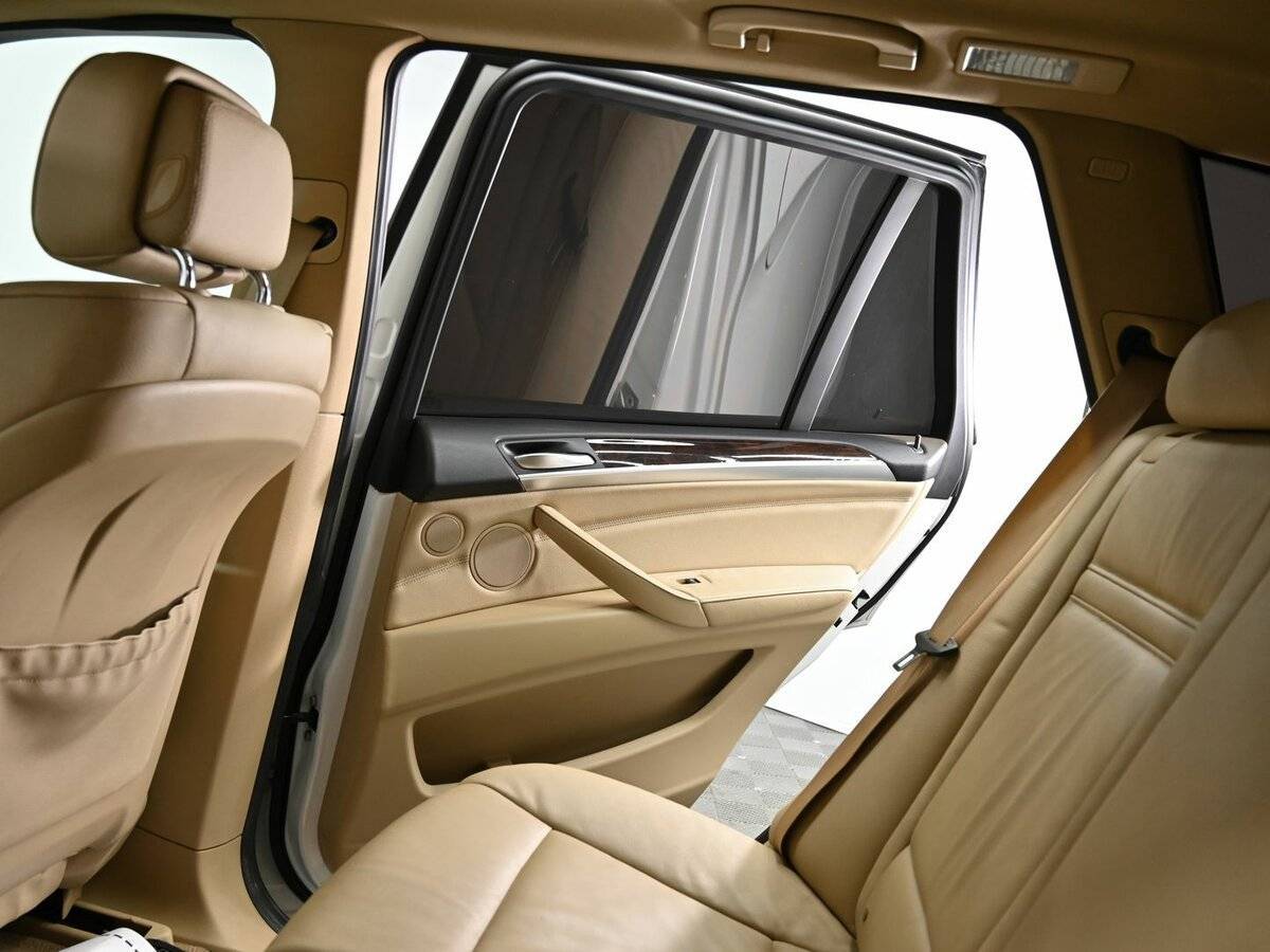 BMW X5 35i, 2012 Фото №17