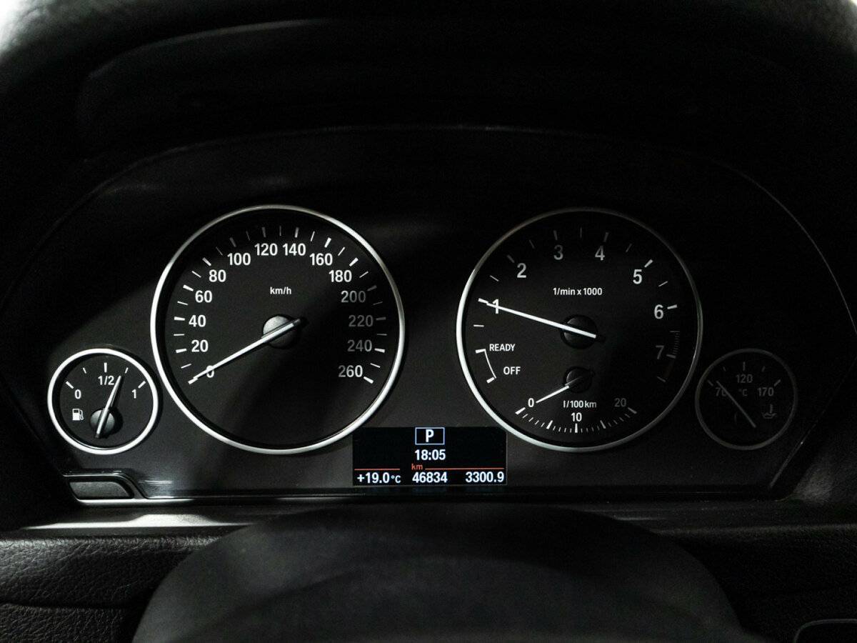 BMW 3 серии 320i xDrive, 2018 Фото №12