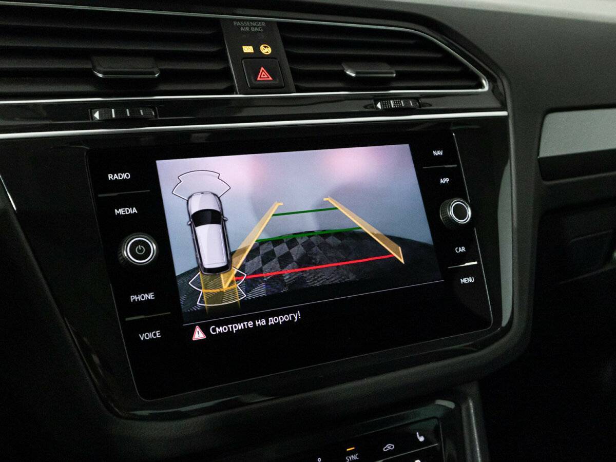 Volkswagen Tiguan, 2022 Фото №19