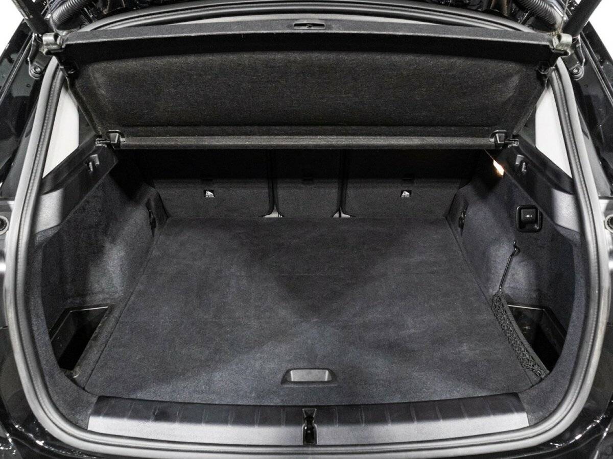 BMW X1 20i xDrive, 2018 Фото №15