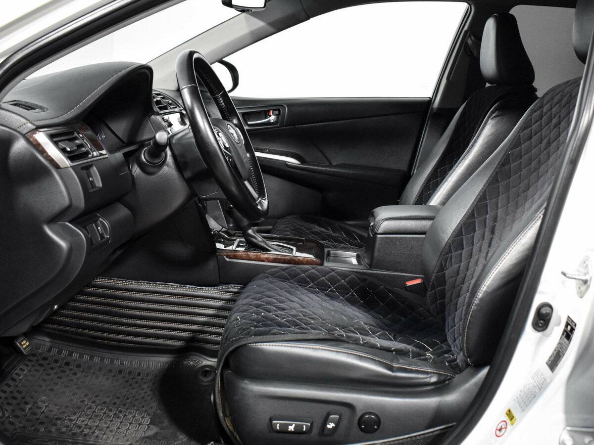 Toyota Camry, 2018 Фото №11