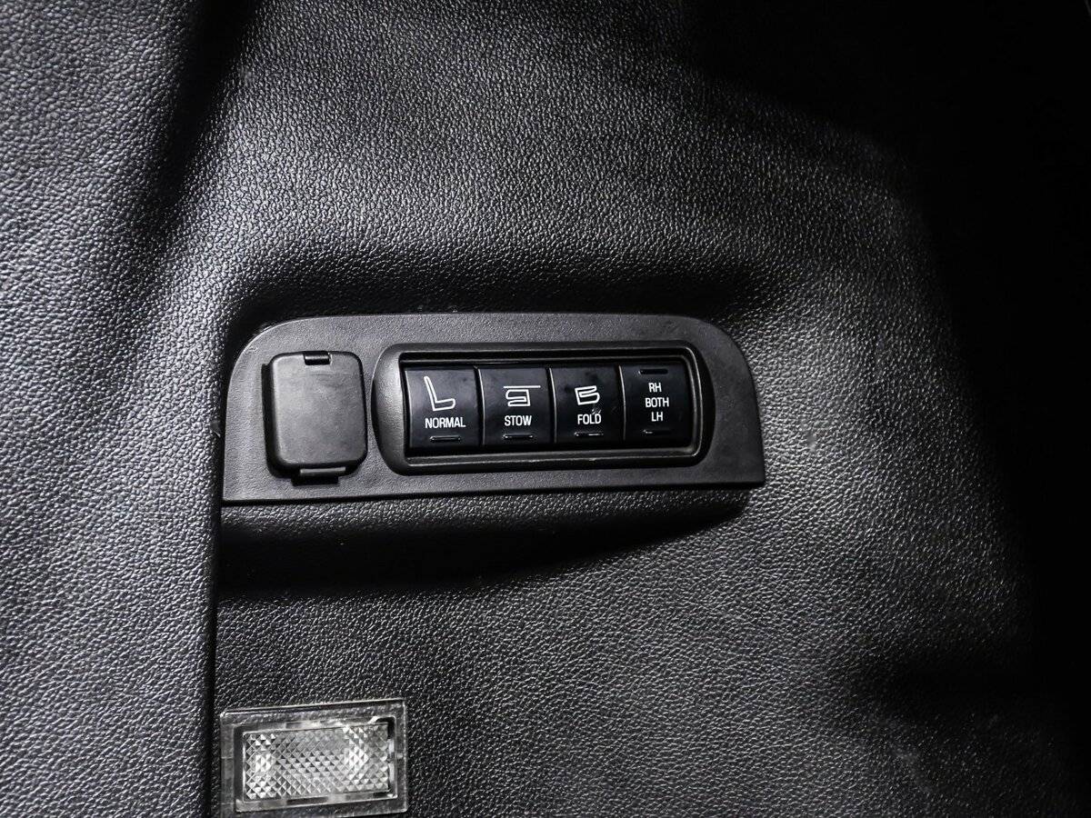 Ford Explorer V, 2013 Фото №14