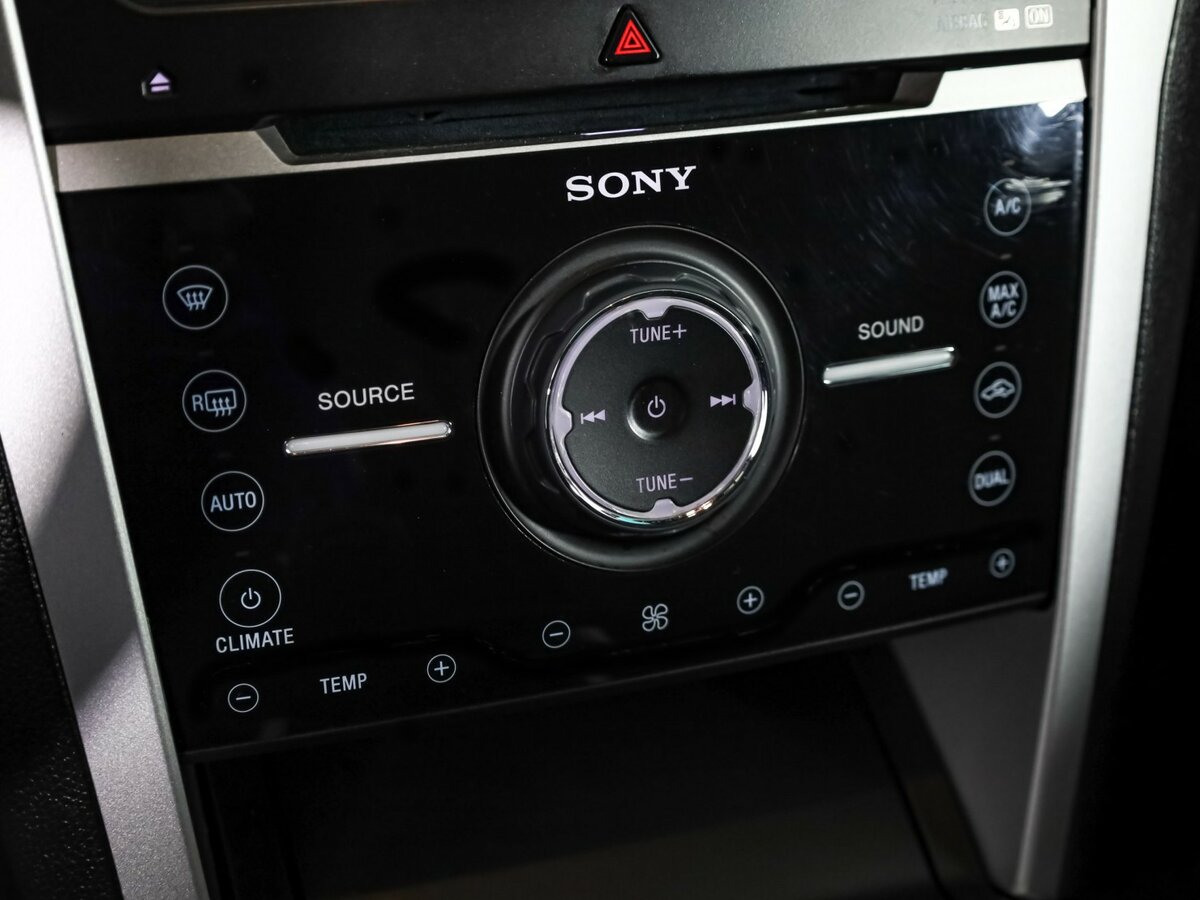 Ford Explorer V, 2013 Фото №19