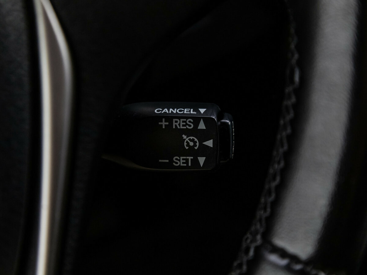 Toyota RAV4 IV (XA40) Рестайлинг, 2016 Фото №18