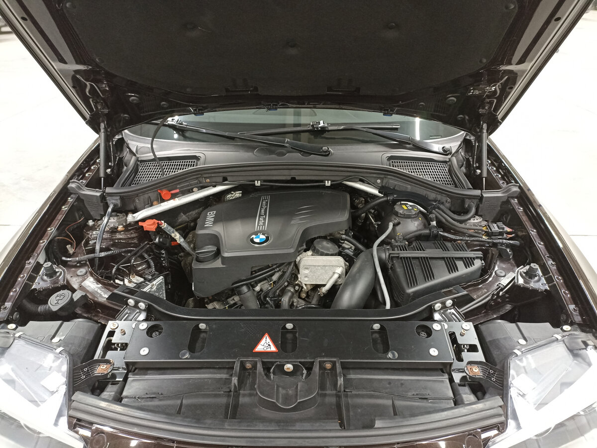 BMW X3 28i xDrive II (F25) Рестайлинг, 2015 Фото №9
