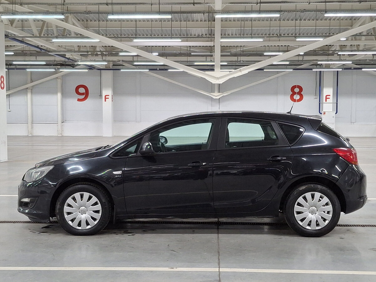 Opel Astra J Рестайлинг, 2013 Фото №8