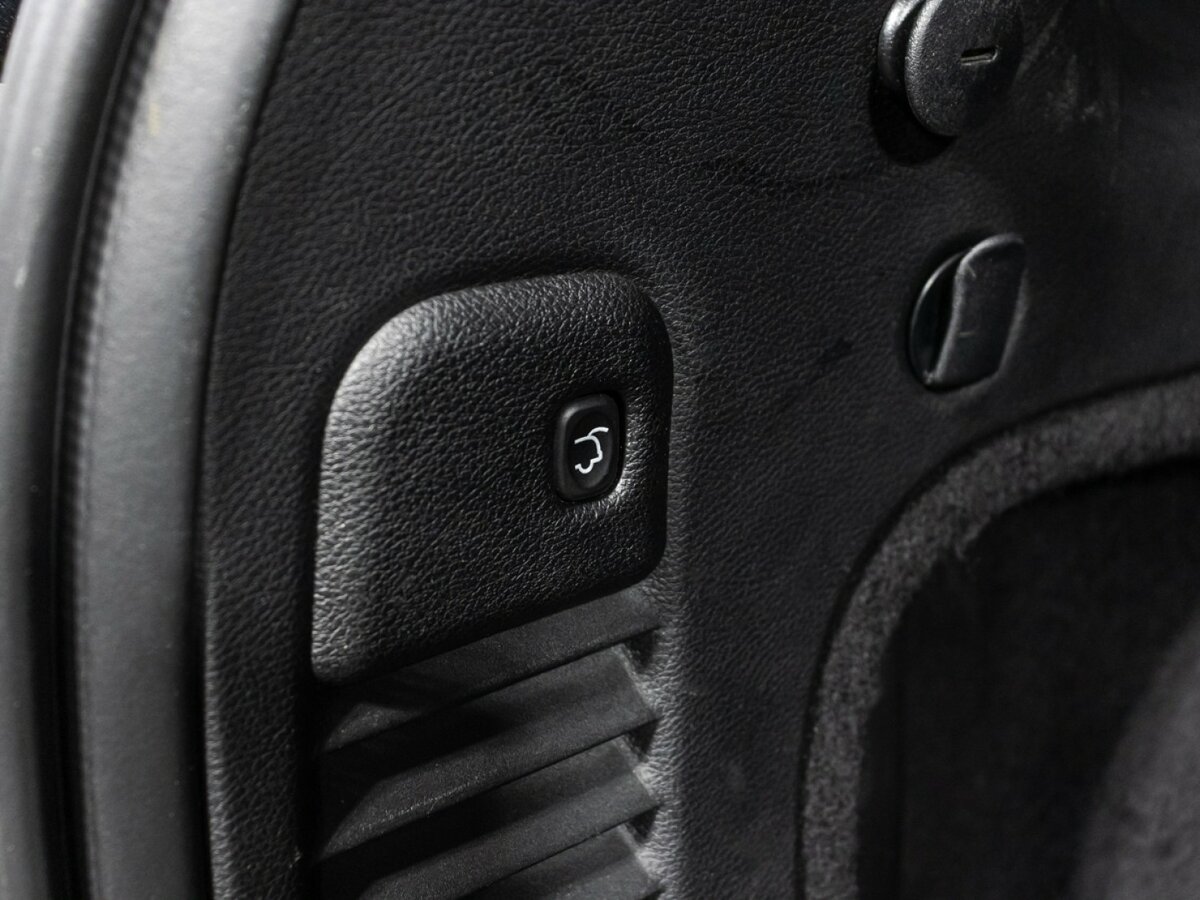 Jeep Grand Cherokee IV (WK2) Рестайлинг, 2015 Фото №15