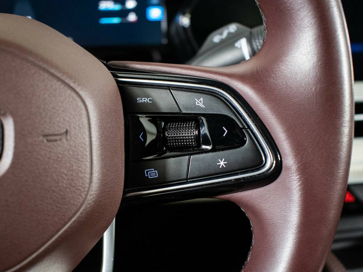 Geely Monjaro I, 2023 Фото №17