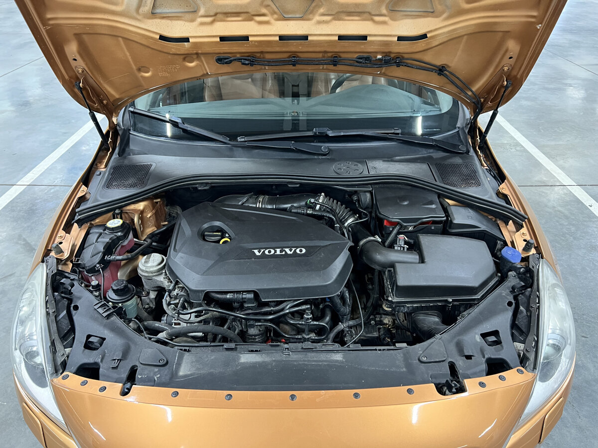 Volvo S60 II, 2012 Фото №9