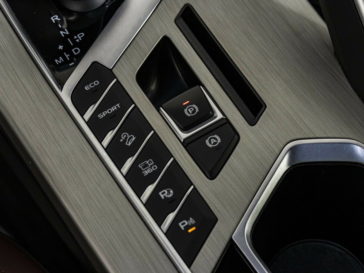 Geely Coolray I, 2022 Фото №14