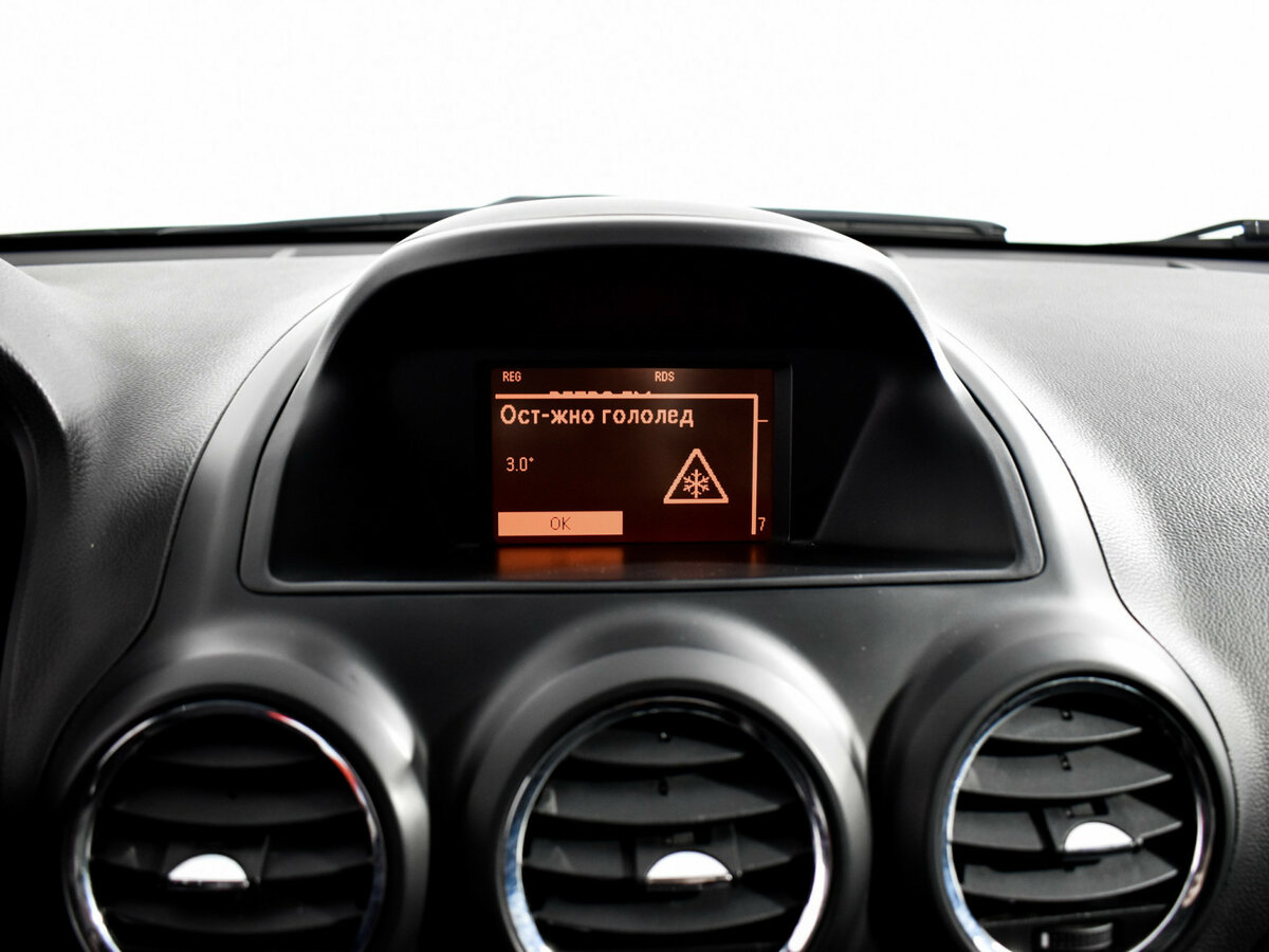 Opel Antara I Рестайлинг, 2013 Фото №15