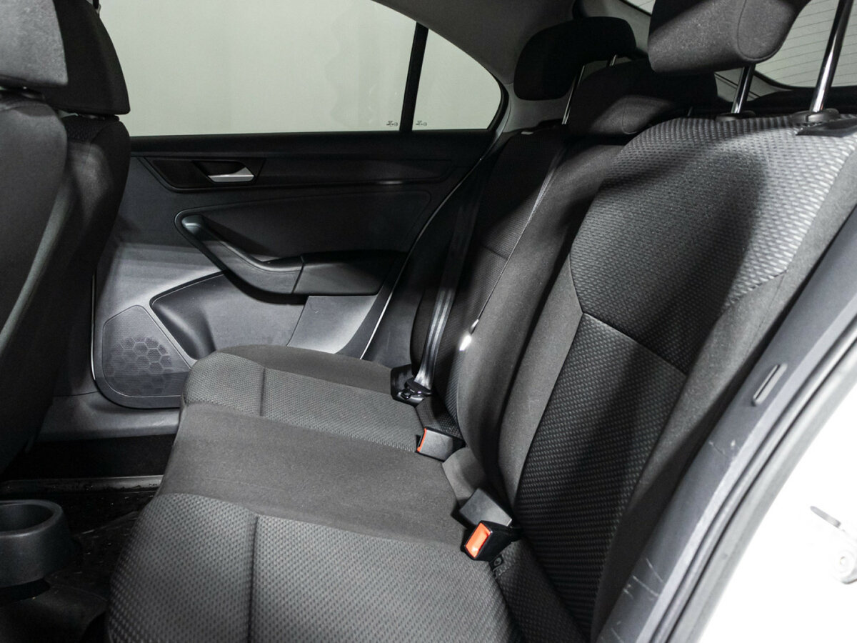 Volkswagen Polo VI, 2021 Фото №10