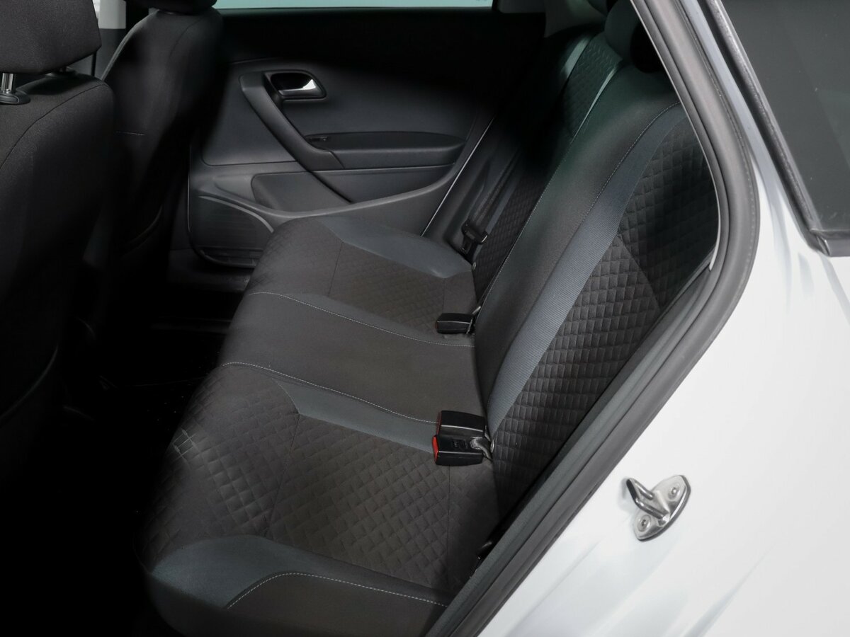 Volkswagen Polo V Рестайлинг, 2019 - 35 558 км. | Фото №8