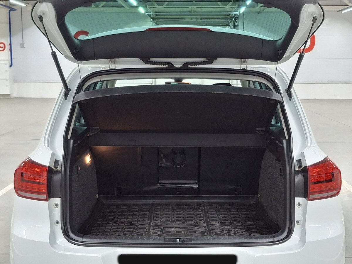 Volkswagen Tiguan I Рестайлинг, 2016 Фото №10