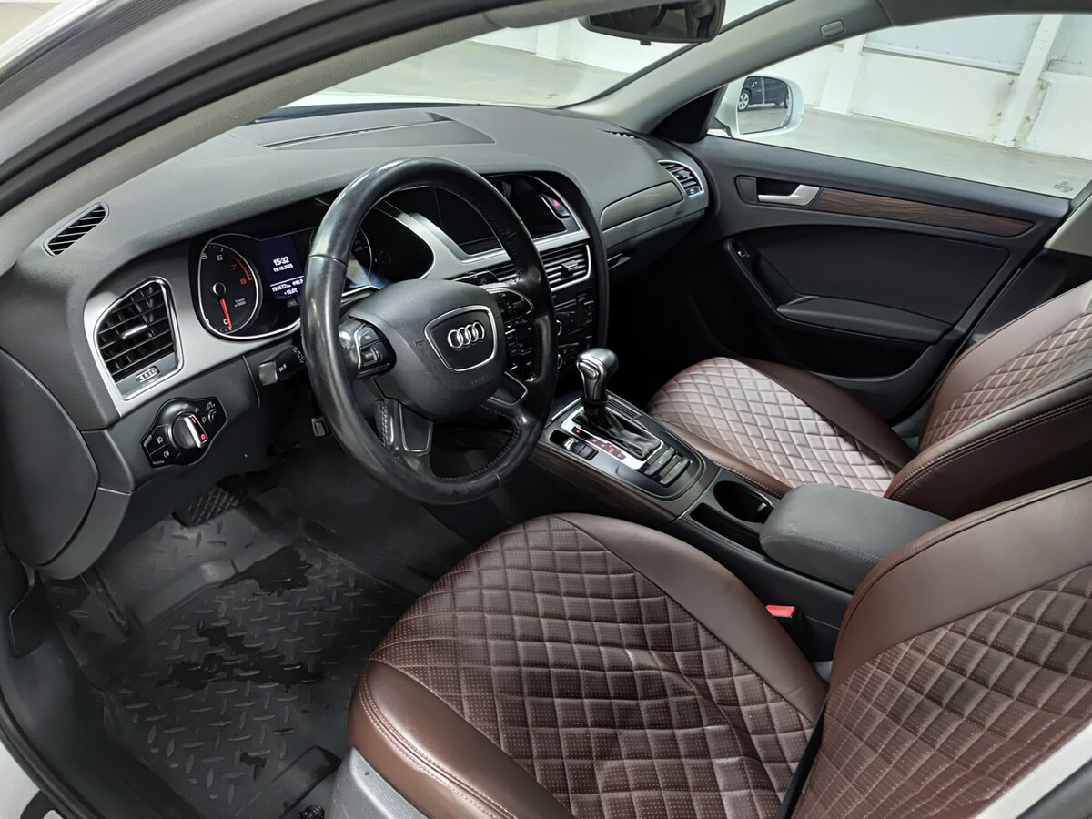 Audi A4 IV (B8) Рестайлинг, 2012 Фото №15