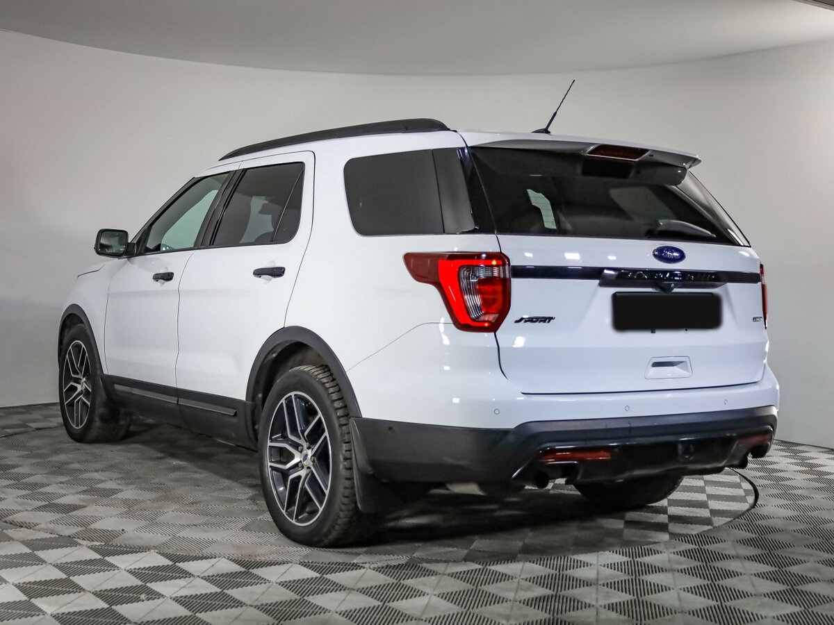 Ford Explorer V Рестайлинг, 2015 Фото №6