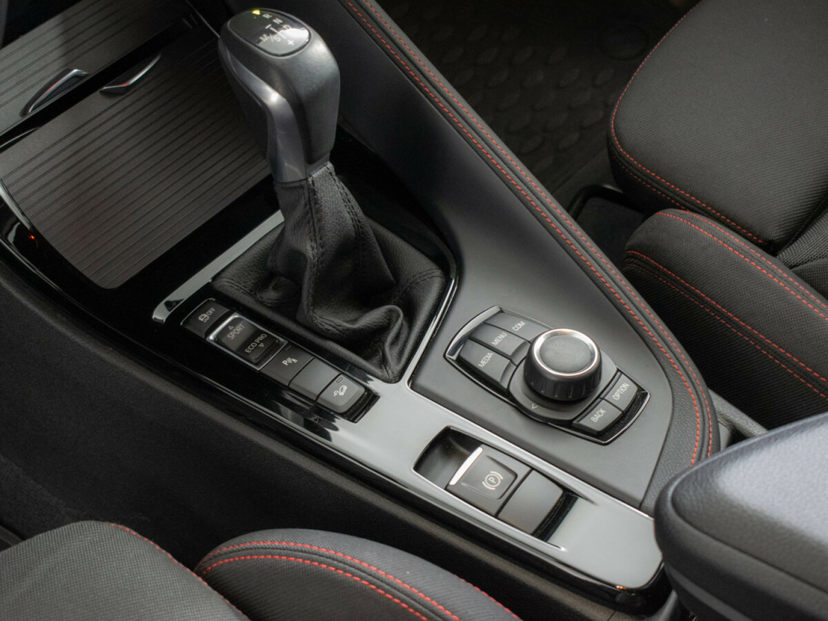 BMW X1 18d xDrive II (F48), 2017 Фото №14