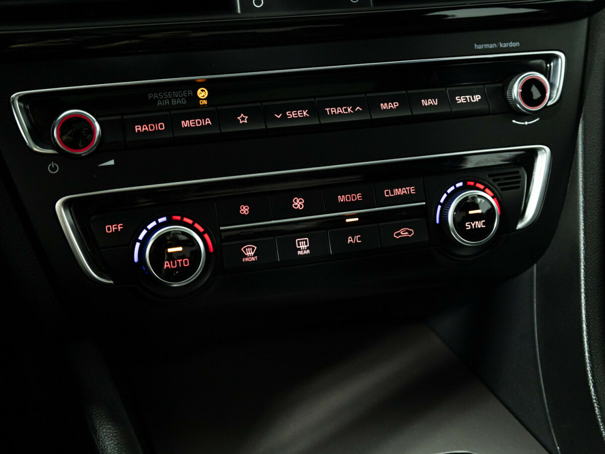 Kia Optima IV Рестайлинг, 2018 Фото №19