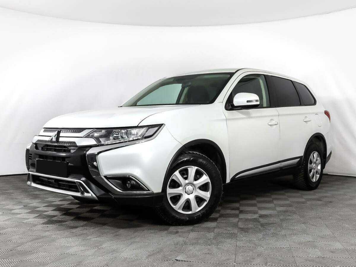 Mitsubishi Outlander, 2018 - 92 560 км. | Фото №1
