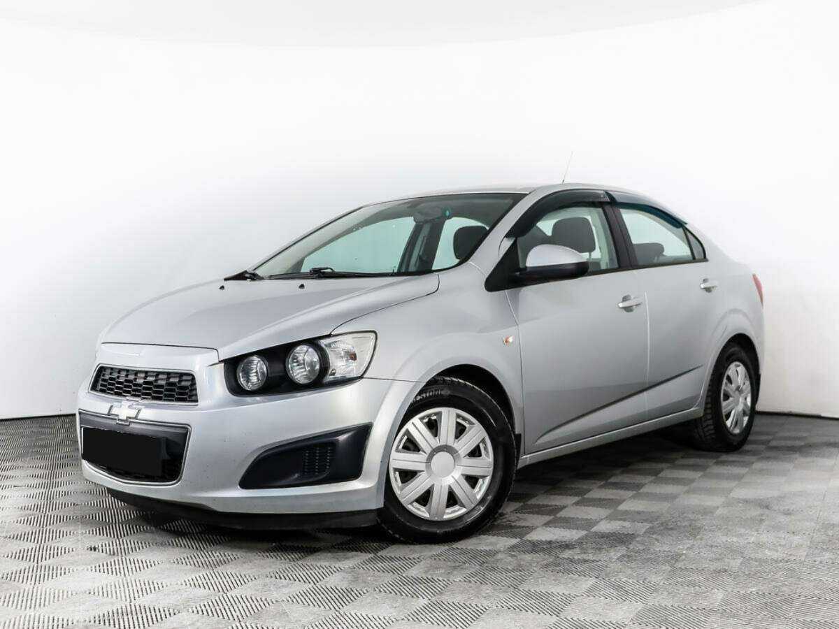 Chevrolet Aveo, 2013 Фото №1